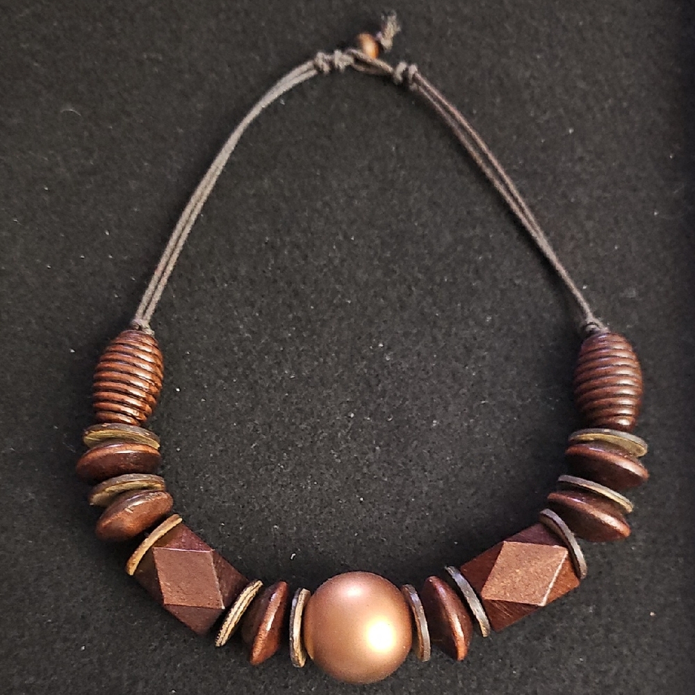 Elegant Brown Beaded Bracelet